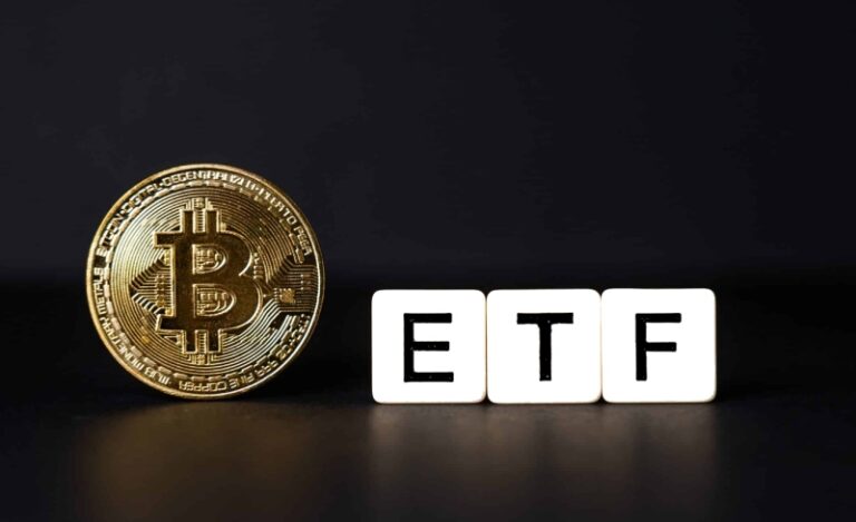 کاهش ۸۰ درصدی سرمایه‌ گذاری در ETF بیت‌ کوین